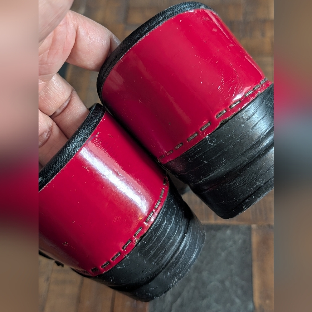 Dansko Red‎ Leather Clogs - Picture 3 of 6